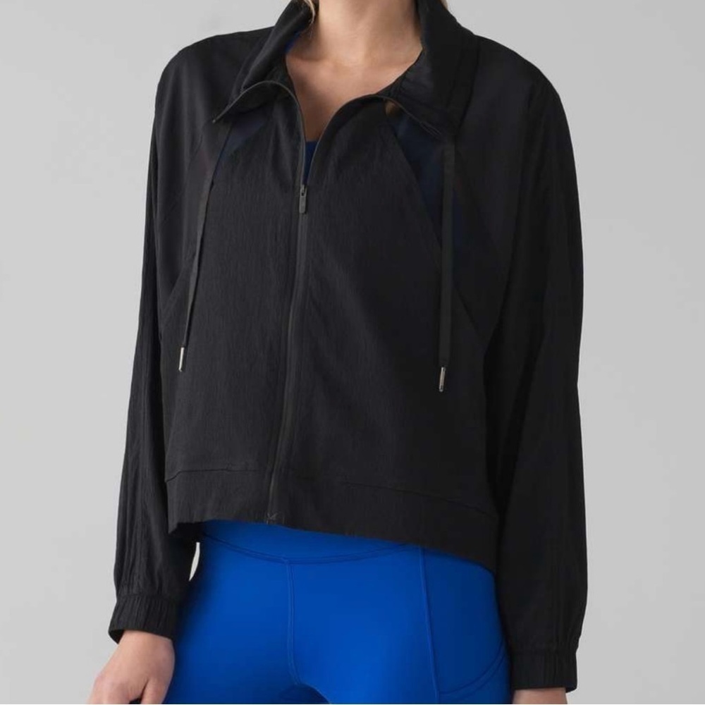 Lululemon In Depth Jacket Black Lace Cropped Size 10